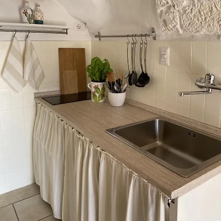 Holiday home Trullo Ma'