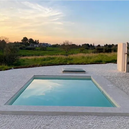 Trullo Ma' Semesterbostad *